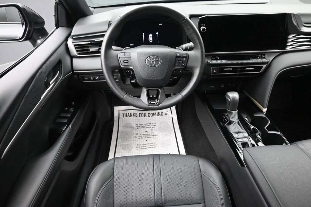 Used 2025 Toyota Camry XSE FWD image 12