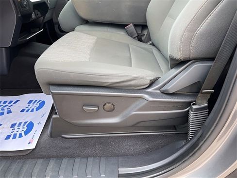 Used 2023 Ford F150 XLT image 16