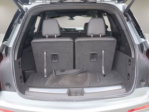 Used 2023 Cadillac XT6 Luxury FWD image 15
