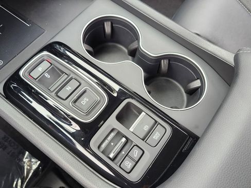 Certified 2025 Honda Pilot EX-L image 25