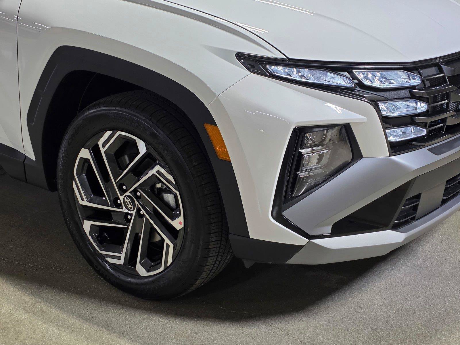 New 2026 Hyundai Tucson SEL Plus FWD image 10