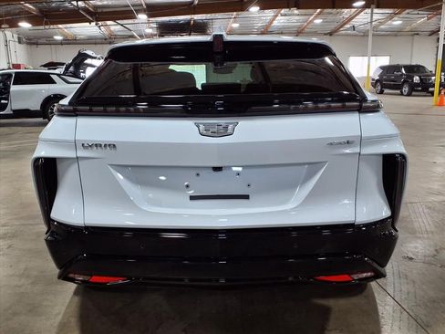 New 2026 Cadillac Lyriq Sport RWD image 9