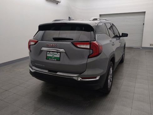 Used 2023 GMC Terrain SLT w/ Infotainment Package II image 7