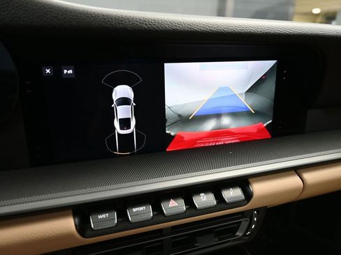 Used 2020 Porsche 911 Carrera S image 9