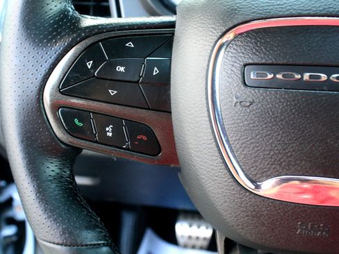 Used 2020 Dodge Challenger R/T w/ Shaker Package image 17