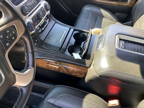 Used 2016 GMC Yukon Denali w/ Open Road Package AWD/4WD image 16
