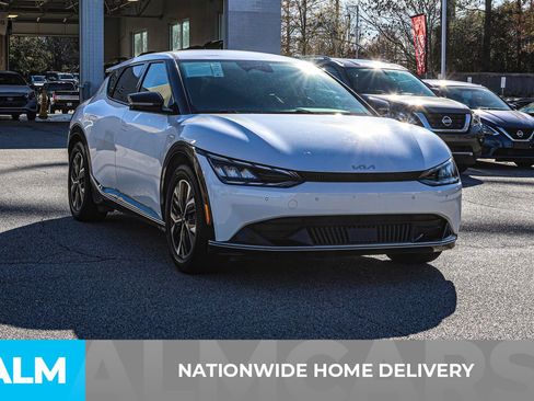 Used 2022 Kia EV6 Wind image 5