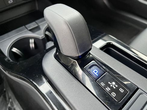 Used 2025 Toyota Prius LE image 41