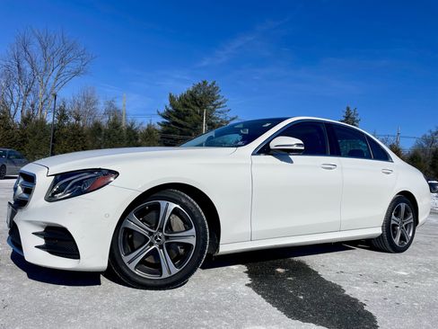 Used 2020 Mercedes-Benz E 350 4MATIC Sedan image 36