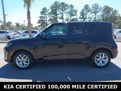 Certified 2025 Kia Soul LX FWD image 8