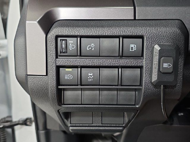 Used 2025 Toyota 4Runner SR5 AWD/4WD image 26