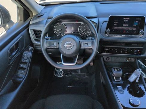 Used 2024 Nissan Rogue S AWD/4WD image 14