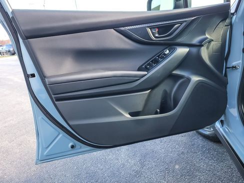 Used 2021 Subaru Crosstrek 2.0i Premium w/ Moonroof Package image 17