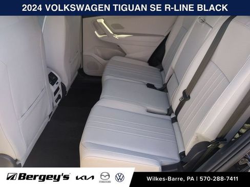 Certified 2024 Volkswagen Tiguan SE R-Line AWD/4WD image 24