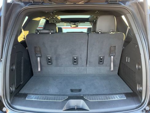 Used 2022 Chevrolet Tahoe Z71 image 24