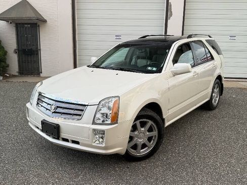 Used 2005 Cadillac SRX V8 AWD/4WD image 2