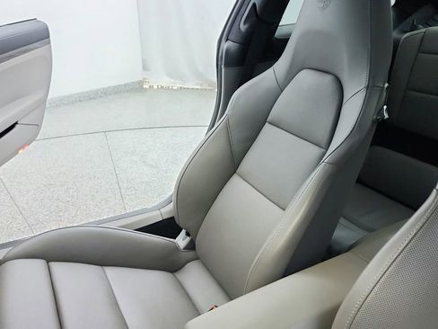 Used 2014 Porsche 911 Turbo S image 23