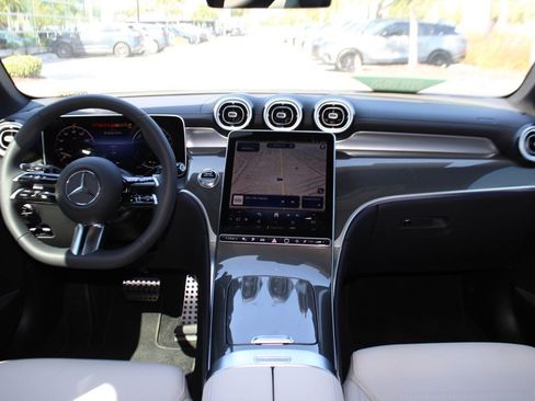 Certified 2025 Mercedes-Benz GLC 350e 4MATIC image 23