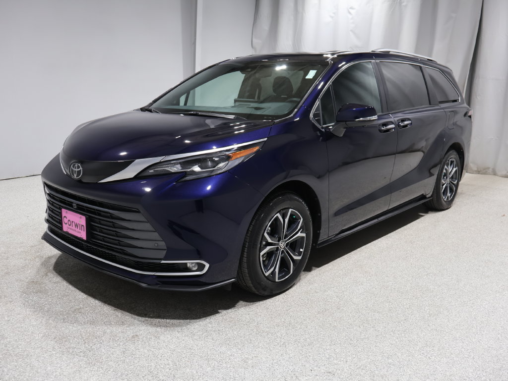 Used 2026 Toyota Sienna Platinum AWD/4WD image 6