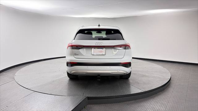Used 2023 Audi Q4 e-tron Premium RWD image 7