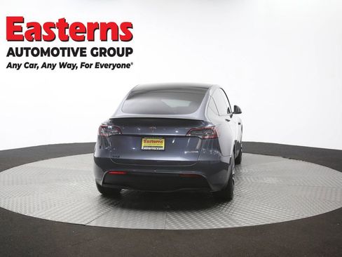 Used 2020 Tesla Model Y Long Range AWD/4WD image 32