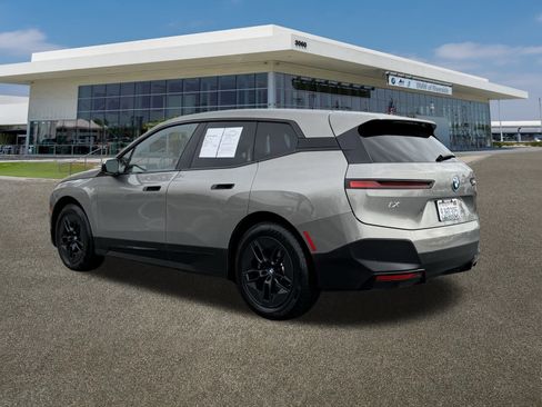 Certified 2024 BMW iX xDrive50 w/ Radiant Heating Package image 8