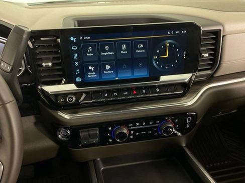 Used 2025 Chevrolet Silverado 2500 LTZ w/ LTZ Convenience Package image 22