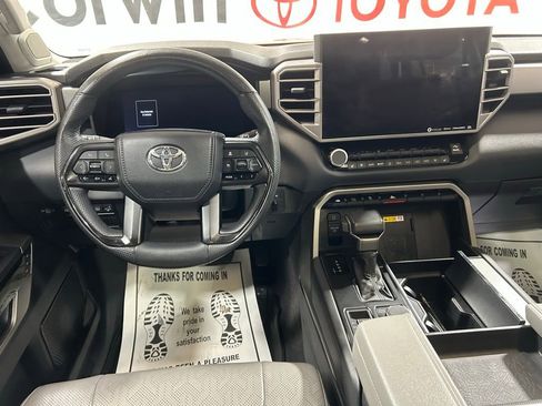 Used 2023 Toyota Sequoia Limited image 24