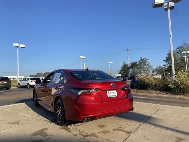 Used 2023 Toyota Camry SE FWD image 9