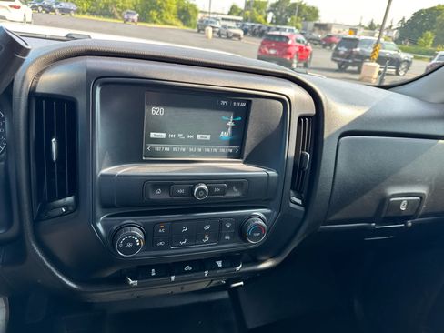 Used 2019 Chevrolet Silverado 2500 W/T w/ WT Convenience Package AWD/4WD image 21