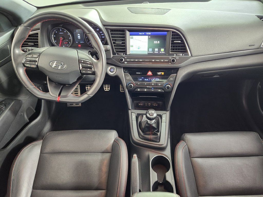 Used 2017 Hyundai Elantra Sport w/ Sport Premium Package 06 FWD image 15
