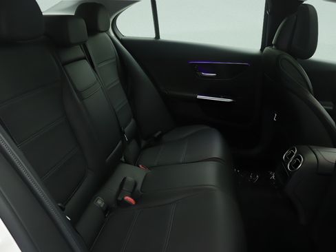 Used 2023 Mercedes-Benz C 300 Sedan image 28