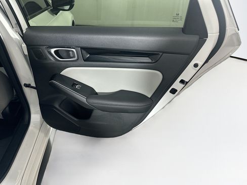 Used 2025 Honda Civic Sport Touring image 31