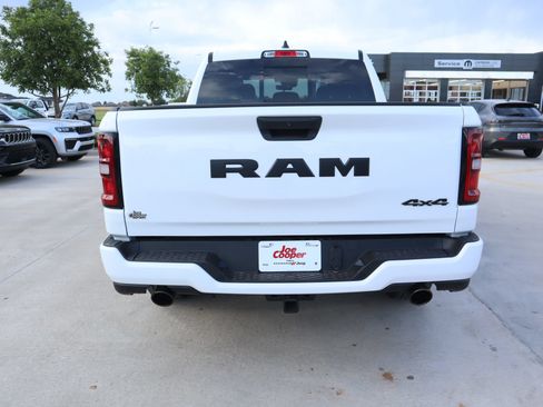 New 2026 RAM 1500 Express AWD/4WD image 20