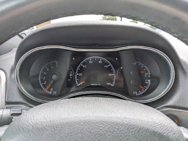 Used 2018 Jeep Grand Cherokee Laredo RWD image 26