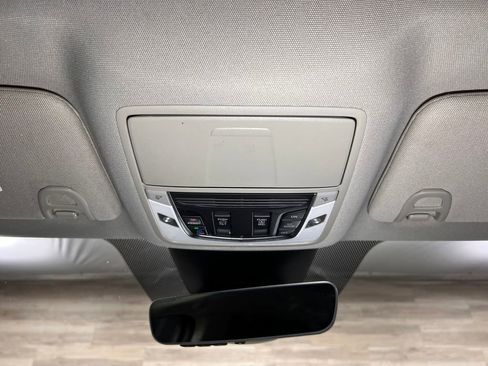 Used 2024 Acura MDX SH-AWD w/ Technology Package image 11