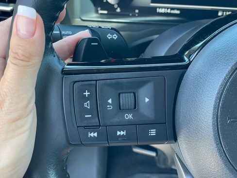 Certified 2024 Nissan Rogue SL w/ SL Premium Package AWD/4WD image 16