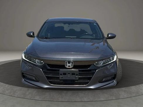 Used 2019 Honda Accord Sport image 2