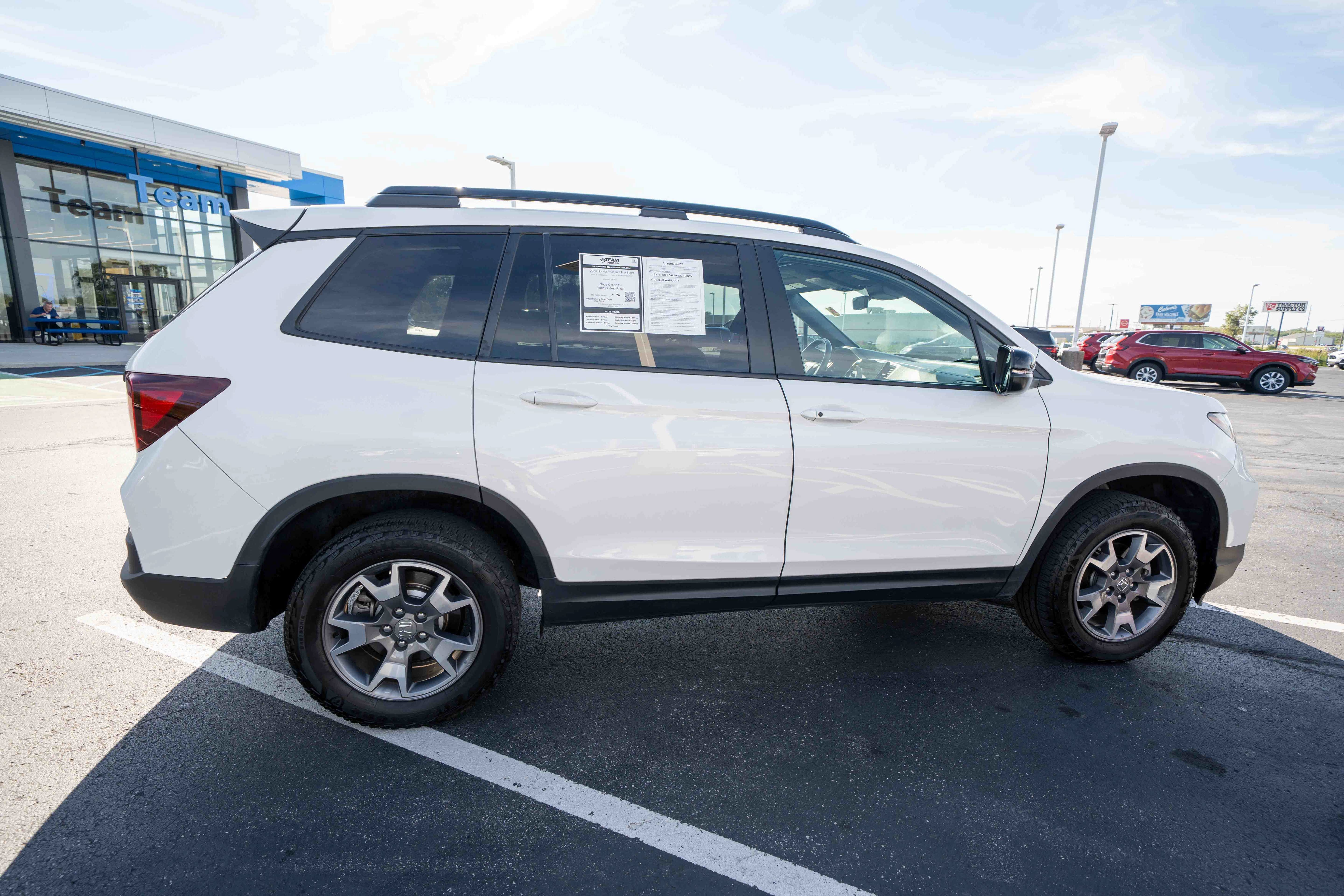 Used 2023 Honda Passport TrailSport image 6