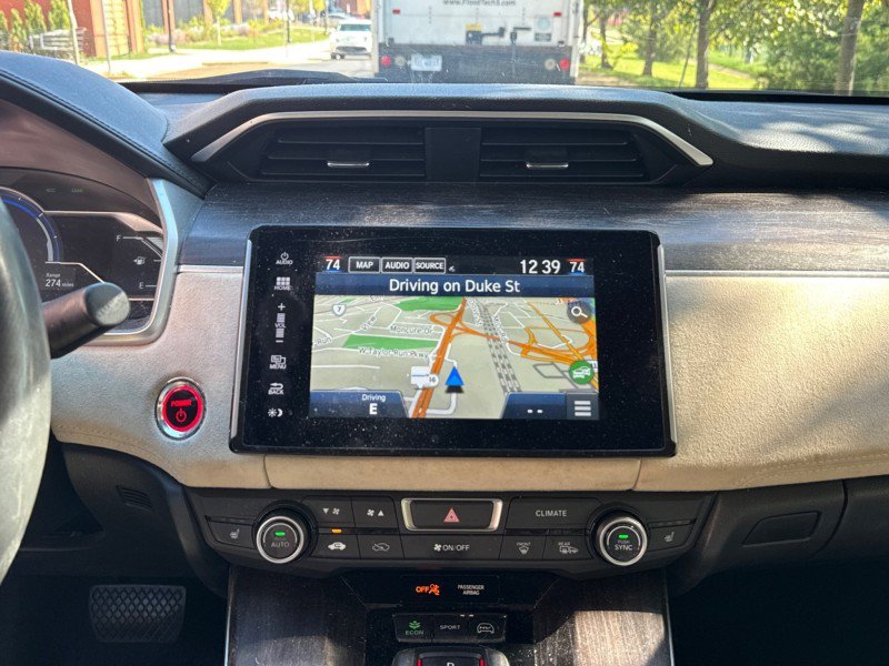 Used 2018 Honda Clarity Touring image 12