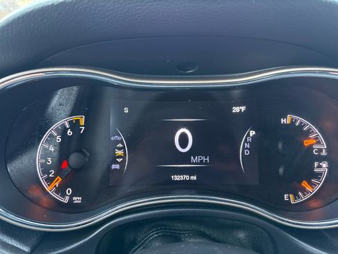 Used 2016 Jeep Grand Cherokee Limited image 44