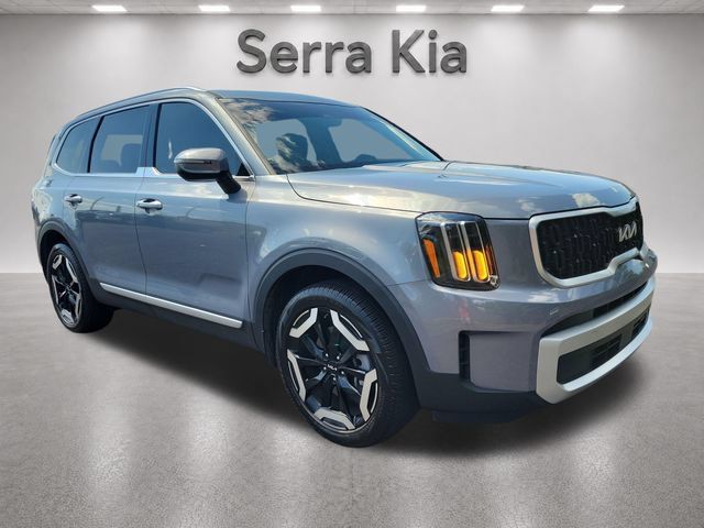 Used 2024 Kia Telluride EX w/ EX Captain's Chair Package FWD image 7