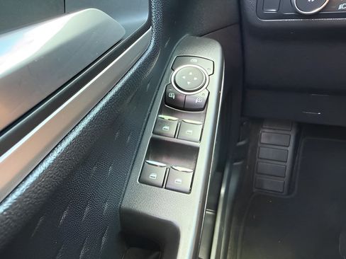 Used 2020 Ford Escape SEL AWD/4WD image 24