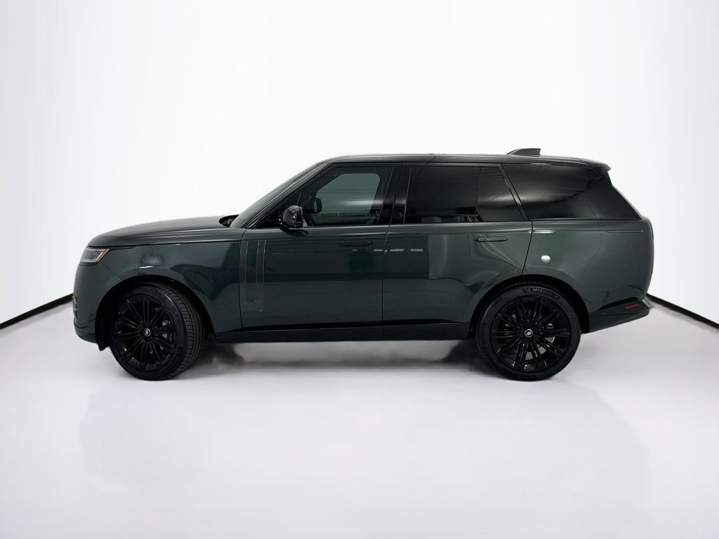 Used 2024 Land Rover Range Rover SE AWD/4WD image 8