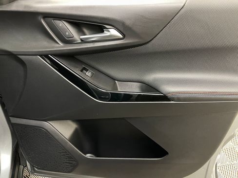 Certified 2025 Chevrolet Equinox RS w/ Safety and Technology Package FWD image 42