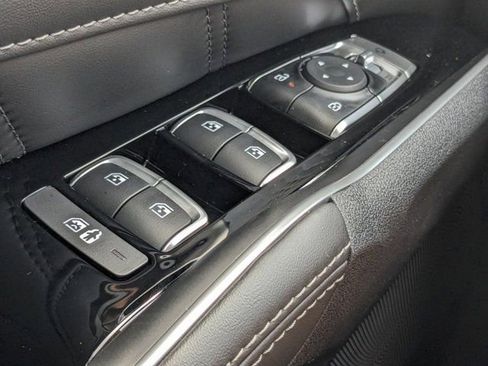 Used 2024 Kia Sorento SX image 23