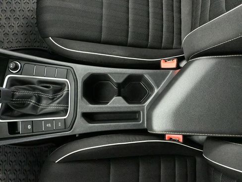 Used 2023 Volkswagen Jetta Sport image 33