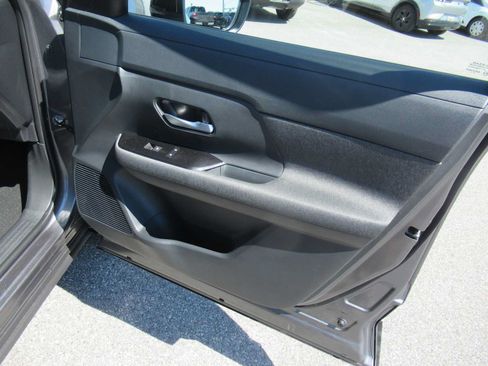 Used 2026 Nissan Kicks SV w/ Cold Weather Package AWD/4WD image 24
