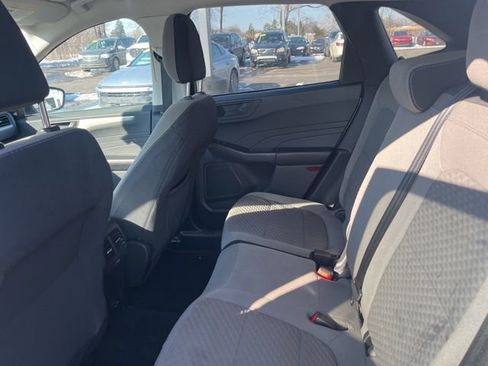 Used 2022 Ford Escape SE image 14