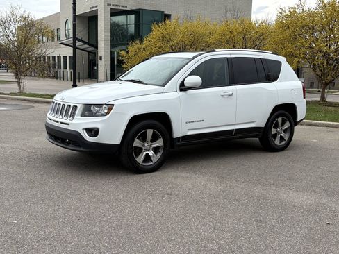 Used 2017 Jeep Compass High Altitude AWD/4WD image 1